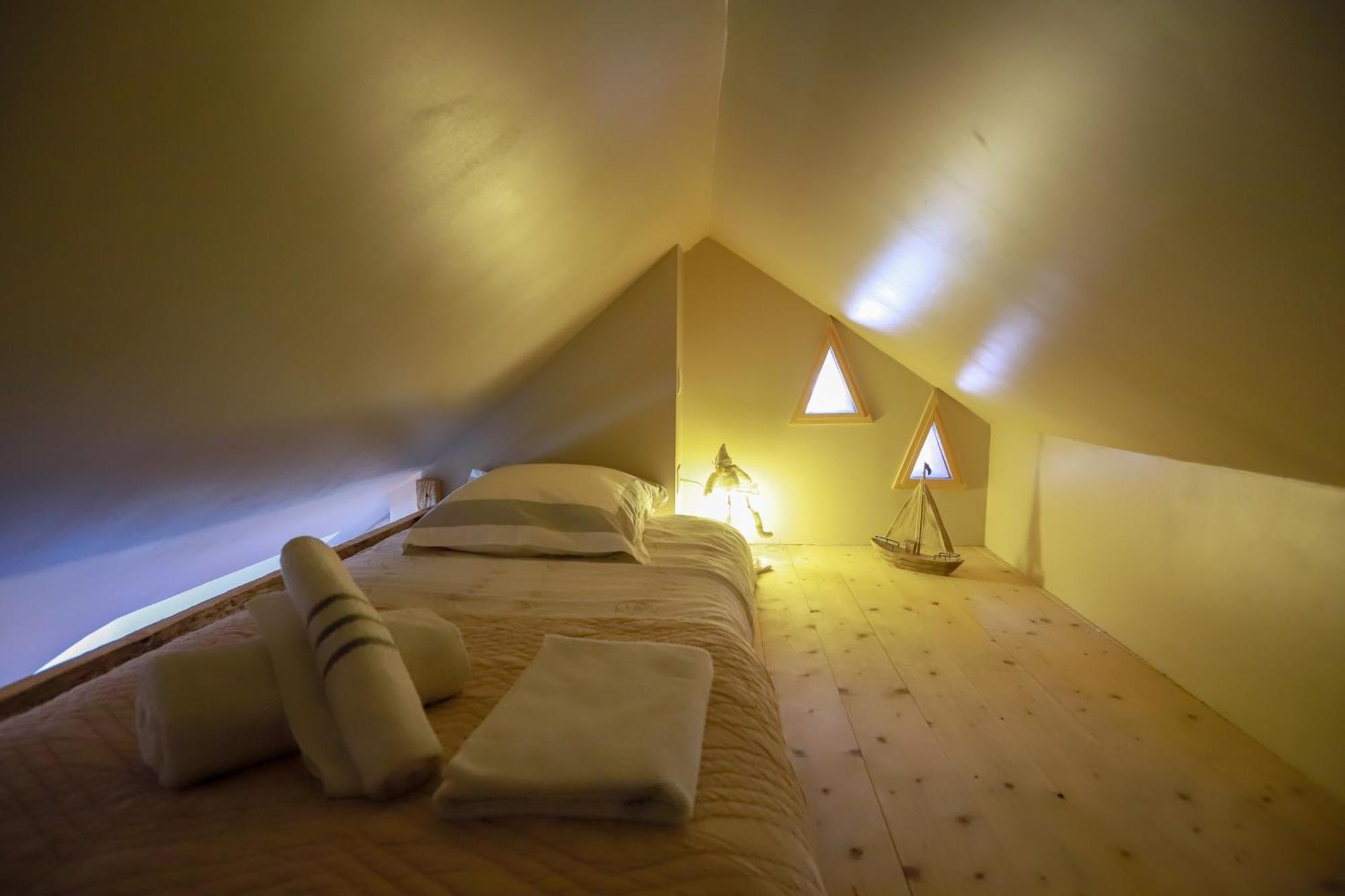 アヌシー Nid Douillet Bed & Breakfast エクステリア 写真